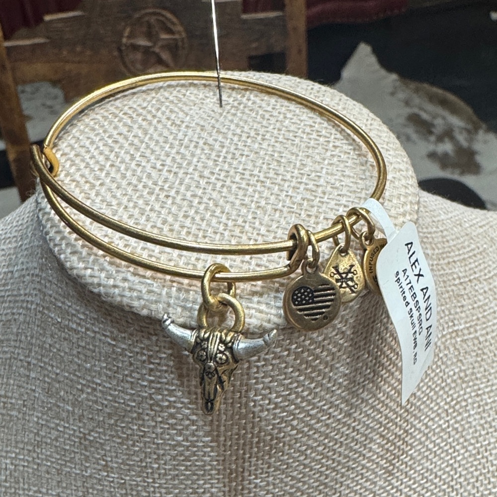 Alex and Ani Spirited Skull Gold Bangle Bracelet Charms